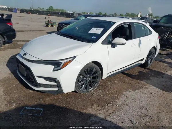 5YFS4MCE5RP201195 2024 TOYOTA COROLLA - Image 2