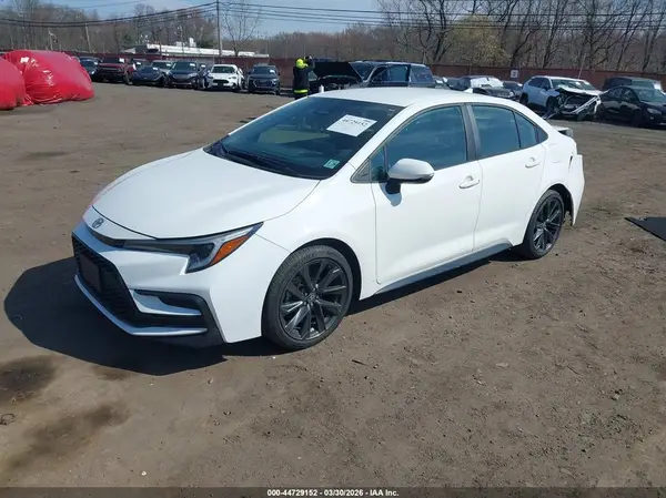 5YFS4MCE5RP206767 2024 TOYOTA COROLLA - Image 2