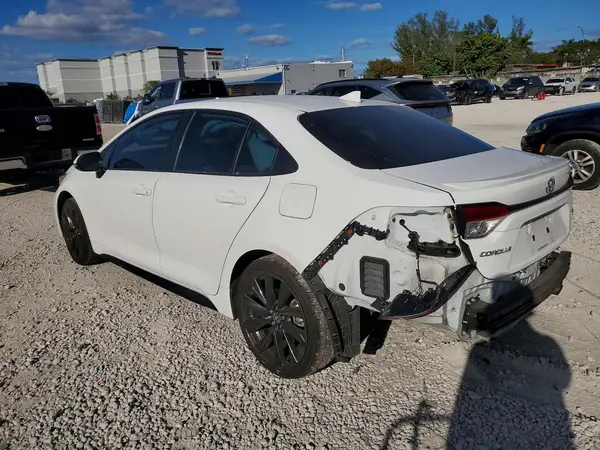 5YFS4MCE6RP186724 2024 TOYOTA COROLLA - Image 2