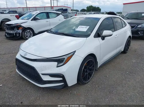 5YFS4MCE6RP194628 2024 TOYOTA COROLLA - Image 2