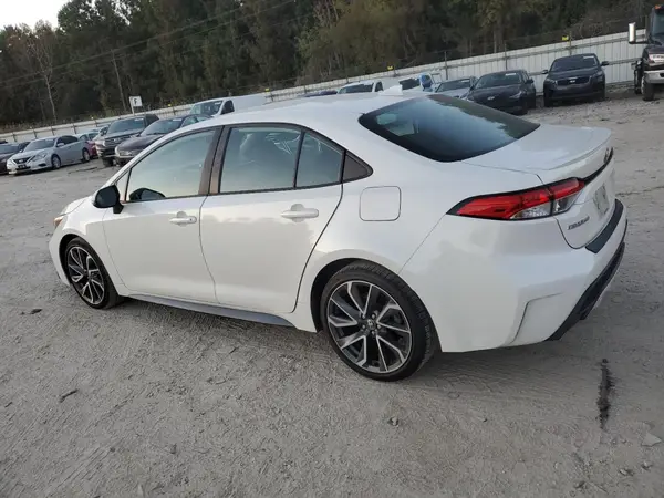5YFS4MCE7MP063250 2021 TOYOTA COROLLA - Image 2