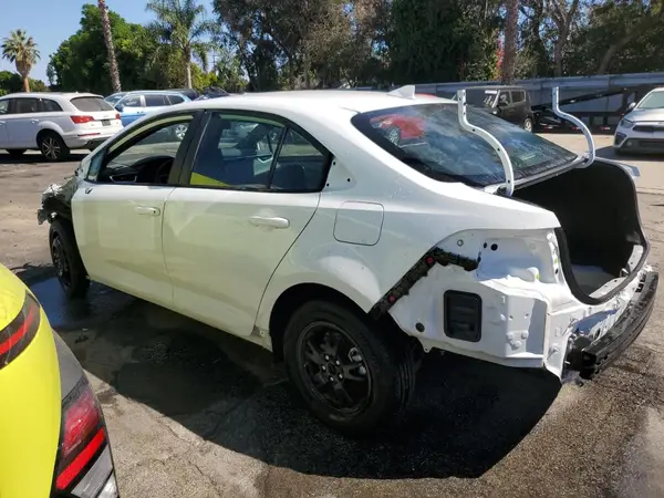 5YFS4MCE7NP106129 2022 TOYOTA COROLLA - Image 2