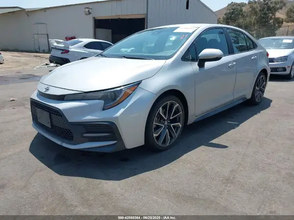 5YFS4MCE7NP109418 2022 TOYOTA COROLLA - Image 2