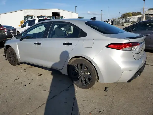 5YFS4MCE7NP117616 2022 TOYOTA COROLLA - Image 2