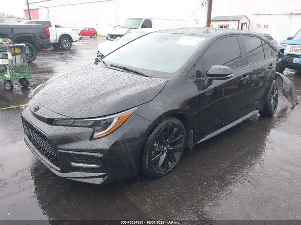 5YFS4MCE7NP129622 2022 TOYOTA COROLLA - Image 2