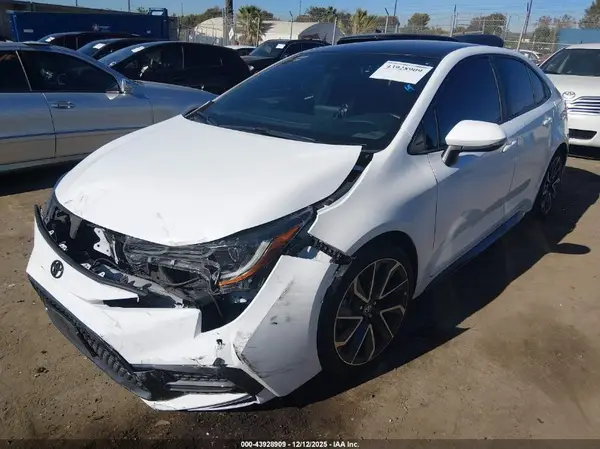 5YFS4MCE7NP136618 2022 TOYOTA COROLLA - Image 2
