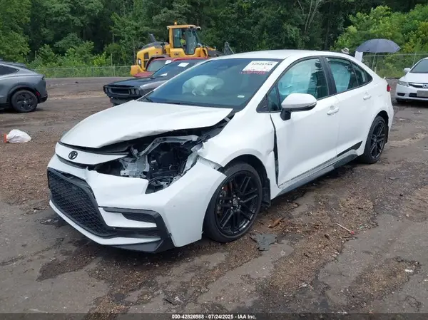 5YFS4MCE7RP175330 2024 TOYOTA COROLLA - Image 2