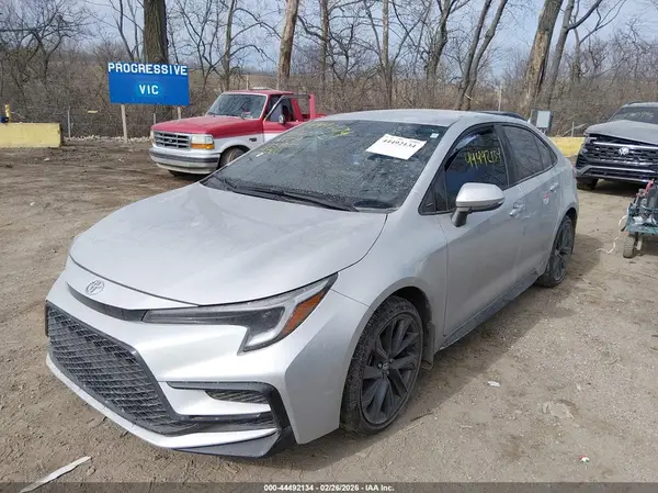 5YFS4MCE7RP215809 2024 TOYOTA COROLLA - Image 2