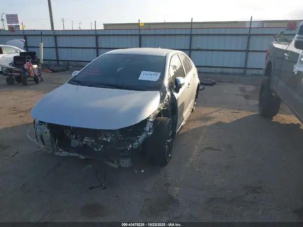 5YFS4MCE7SP241770 2025 TOYOTA COROLLA - Image 2