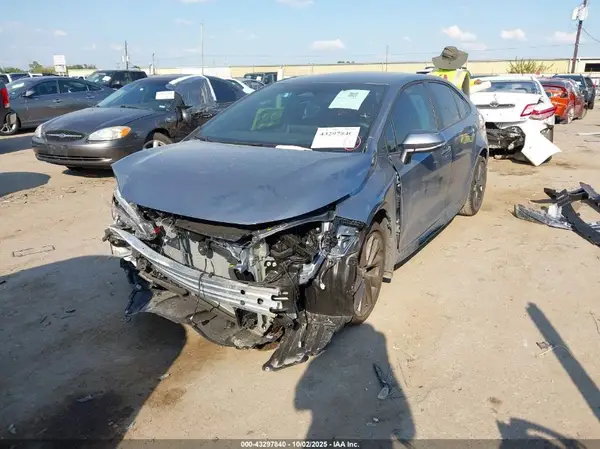 5YFS4MCE7SP249156 2025 TOYOTA COROLLA - Image 2