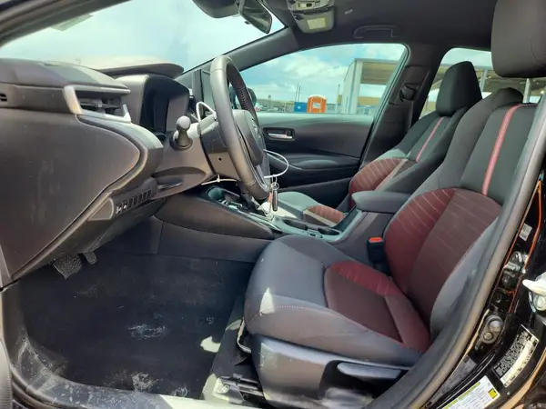 2026 TOYOTA COROLLA auction photo 7