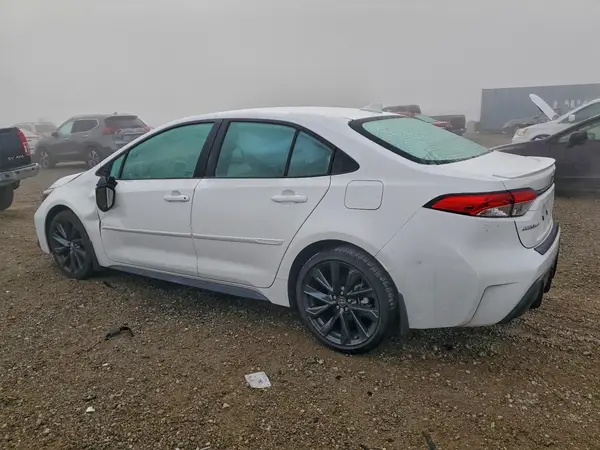 5YFS4MCE8RP204737 2024 TOYOTA COROLLA - Image 2