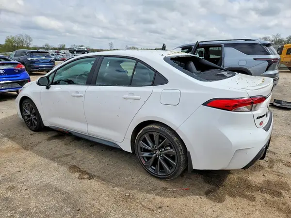 5YFS4MCE8RP209064 2024 TOYOTA COROLLA - Image 2