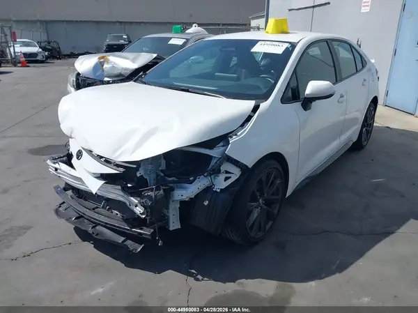 5YFS4MCE8SP221818 2025 TOYOTA COROLLA - Image 2