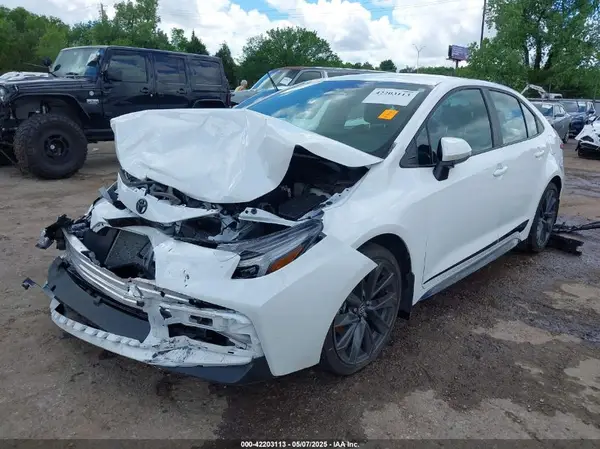 5YFS4MCE8SP222483 2025 TOYOTA COROLLA - Image 2