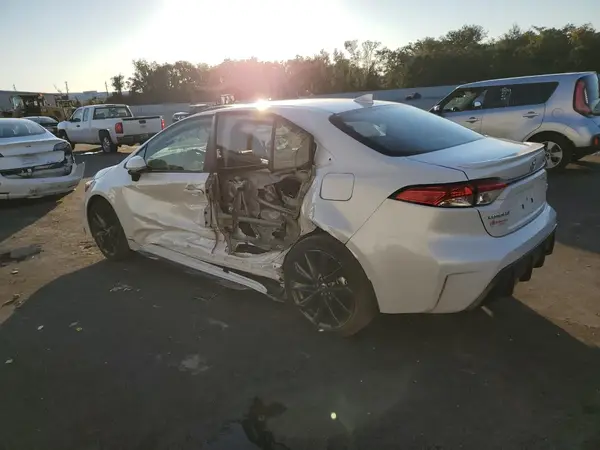 5YFS4MCE8SP224878 2025 TOYOTA COROLLA - Image 2