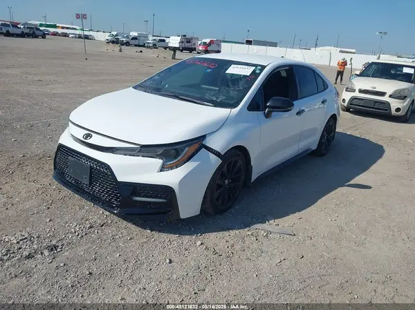 5YFS4MCE9NP101675 2022 TOYOTA COROLLA - Image 2