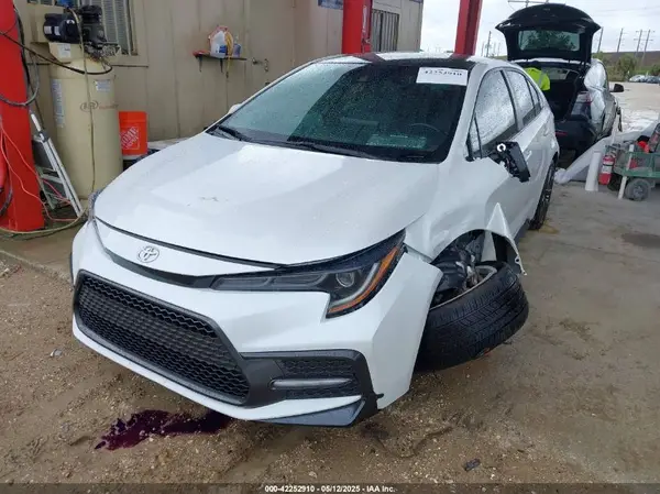 5YFS4MCE9NP115592 2022 TOYOTA COROLLA - Image 2