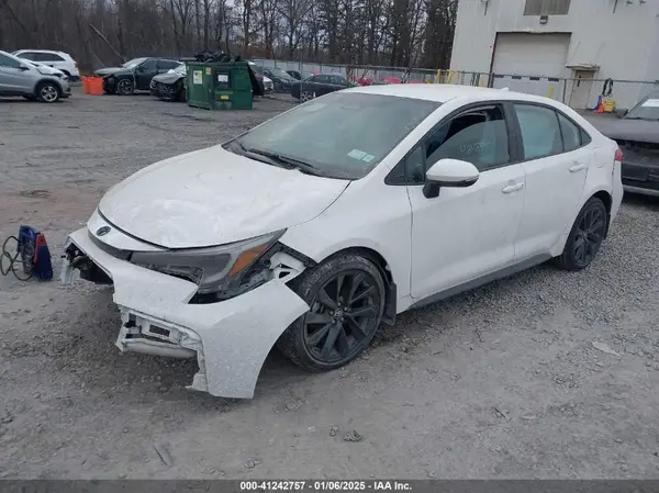 5YFS4MCE9RP177774 2024 TOYOTA COROLLA - Image 2