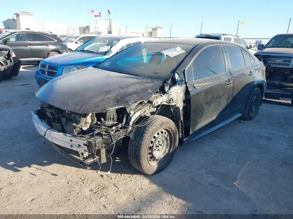 5YFS4MCE9SP251099 2025 TOYOTA COROLLA - Image 2