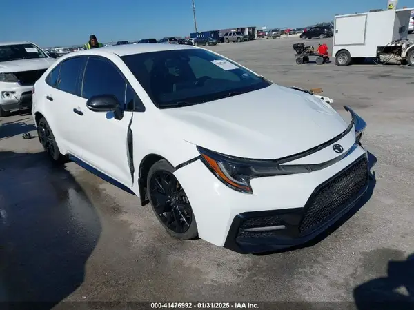5YFS4MCEXMP081967 2021 TOYOTA COROLLA - Image 1