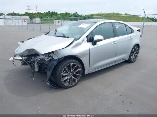 5YFS4MCEXNP107002 2022 TOYOTA COROLLA - Image 2