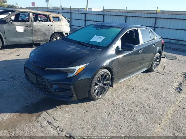5YFS4MCEXRP180537 2024 TOYOTA COROLLA - Image 2