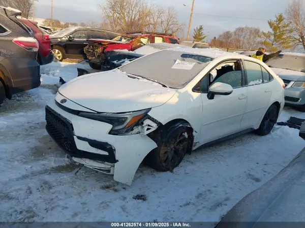 5YFS4MCEXRP184765 2024 TOYOTA COROLLA - Image 2