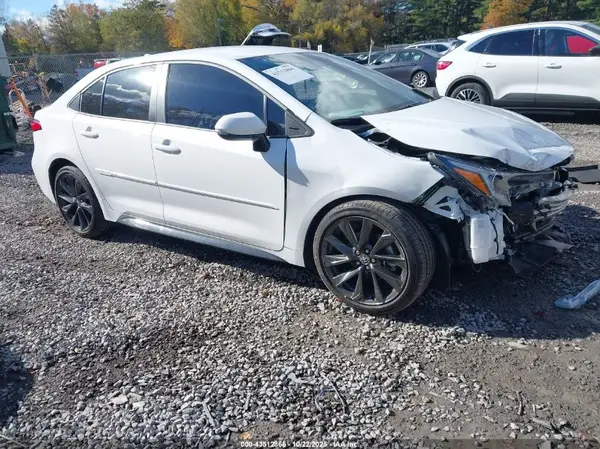 5YFS4MCEXRP208594 2024 TOYOTA COROLLA - Image 1