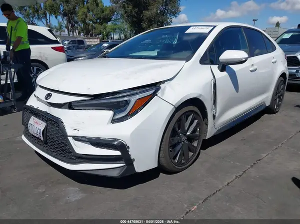 5YFS4MCEXSP213641 2025 TOYOTA COROLLA - Image 2