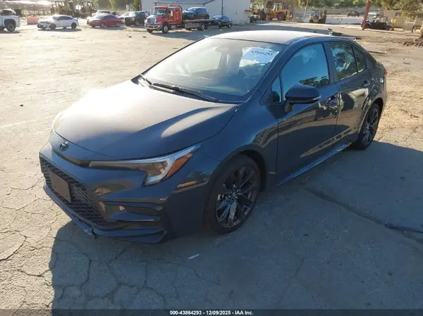 5YFS4MCEXSP237261 2025 TOYOTA COROLLA - Image 2