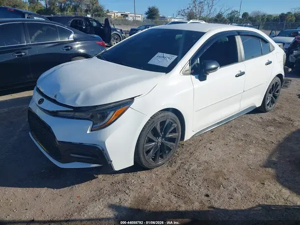 5YFS4RCE0LP041618 2020 TOYOTA COROLLA - Image 2