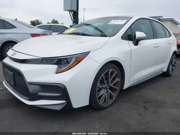 5YFS4RCE1LP038887 2020 TOYOTA COROLLA - Image 2