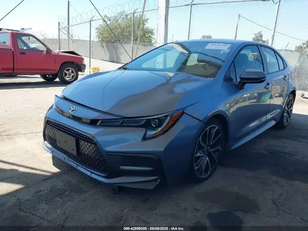 5YFS4RCE1LP040137 2020 TOYOTA COROLLA - Image 2