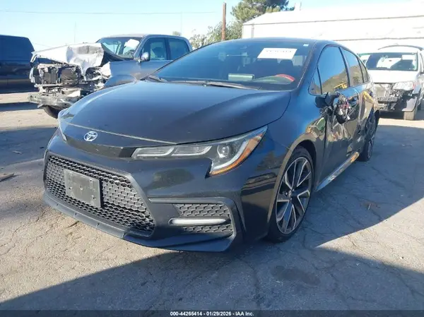 5YFS4RCE2LP031513 2020 TOYOTA COROLLA - Image 2