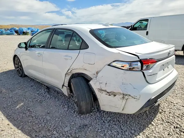 5YFS4RCE3LP013988 2020 TOYOTA COROLLA - Image 2