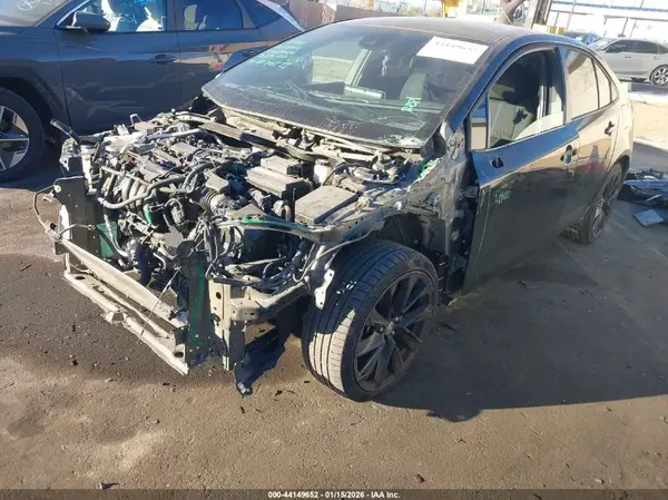 5YFS4RCE3LP040480 2020 TOYOTA COROLLA - Image 2