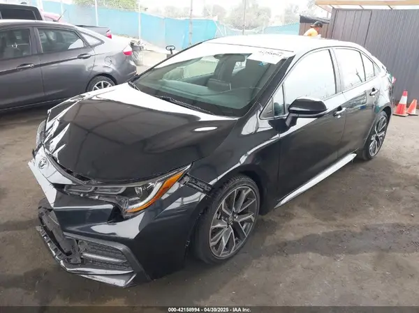 5YFS4RCE4LP003857 2020 TOYOTA COROLLA - Image 2