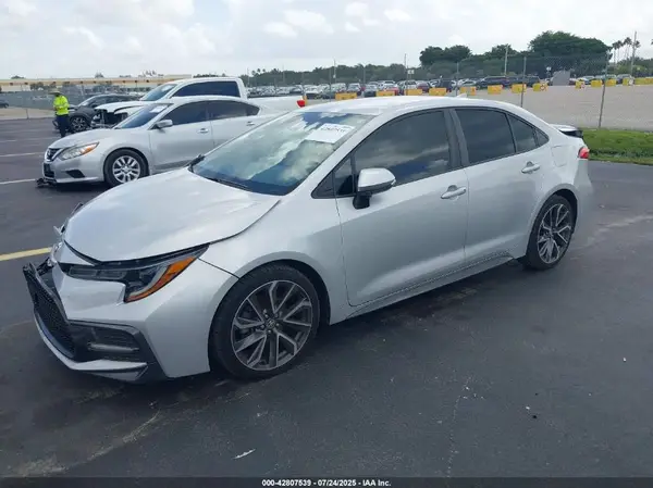 5YFS4RCE4LP007892 2020 TOYOTA COROLLA - Image 2