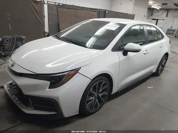 5YFS4RCE4LP037913 2020 TOYOTA COROLLA - Image 2