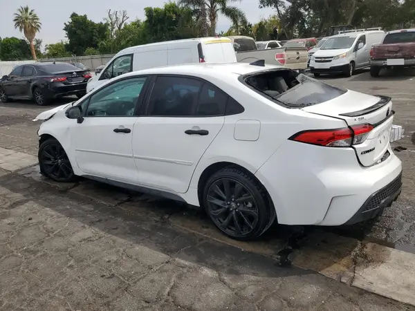 5YFS4RCE5LP055840 2020 TOYOTA COROLLA - Image 2