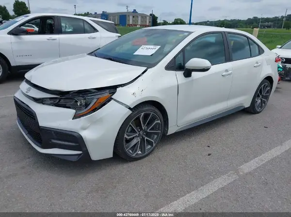 5YFS4RCE6LP007795 2020 TOYOTA COROLLA - Image 2