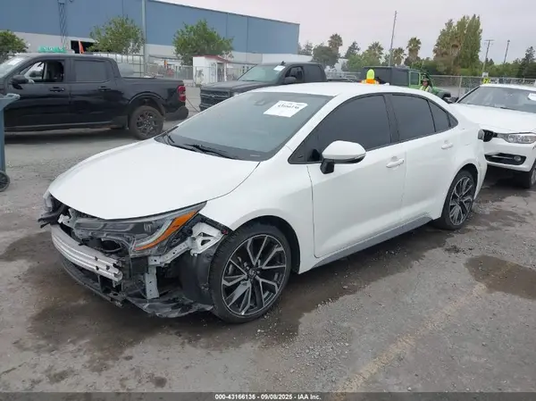 5YFS4RCE7LP044760 2020 TOYOTA COROLLA - Image 2