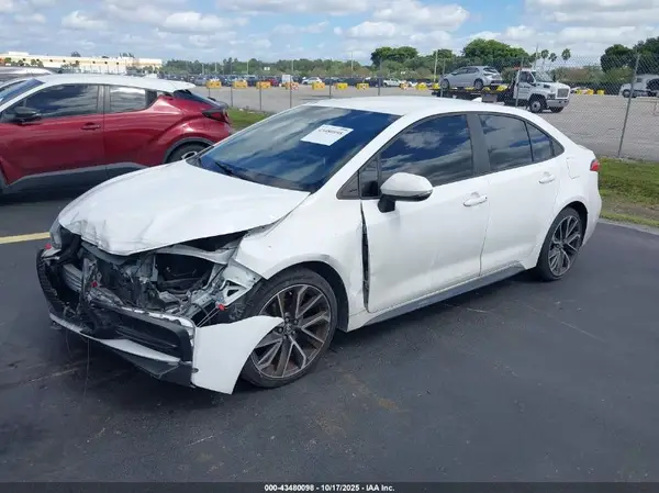 5YFS4RCE8LP027224 2020 TOYOTA COROLLA - Image 2