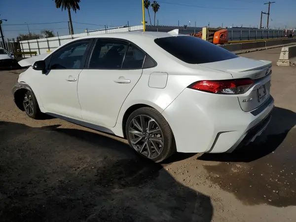 5YFS4RCE8LP050633 2020 TOYOTA COROLLA - Image 2