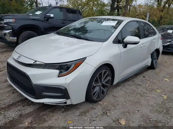 5YFS4RCE8LP051670 2020 TOYOTA COROLLA - Image 2