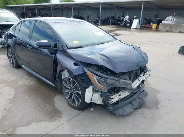 5YFS4RCE9LP040418 2020 TOYOTA COROLLA - Image 1