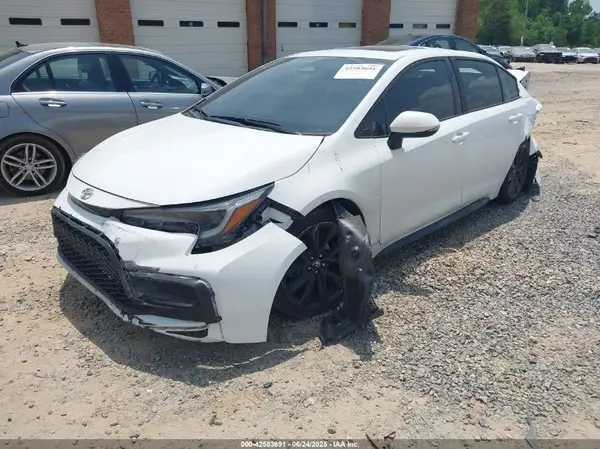 5YFT4MCE0RP177683 2024 TOYOTA COROLLA - Image 2