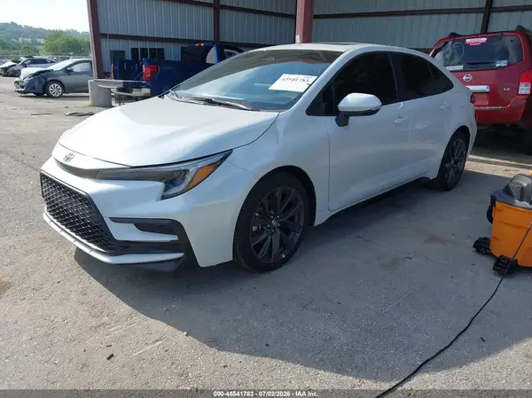5YFT4MCE0SP243669 2025 TOYOTA COROLLA - Image 2