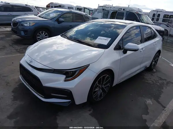 5YFT4MCE1NP138790 2022 TOYOTA COROLLA - Image 2